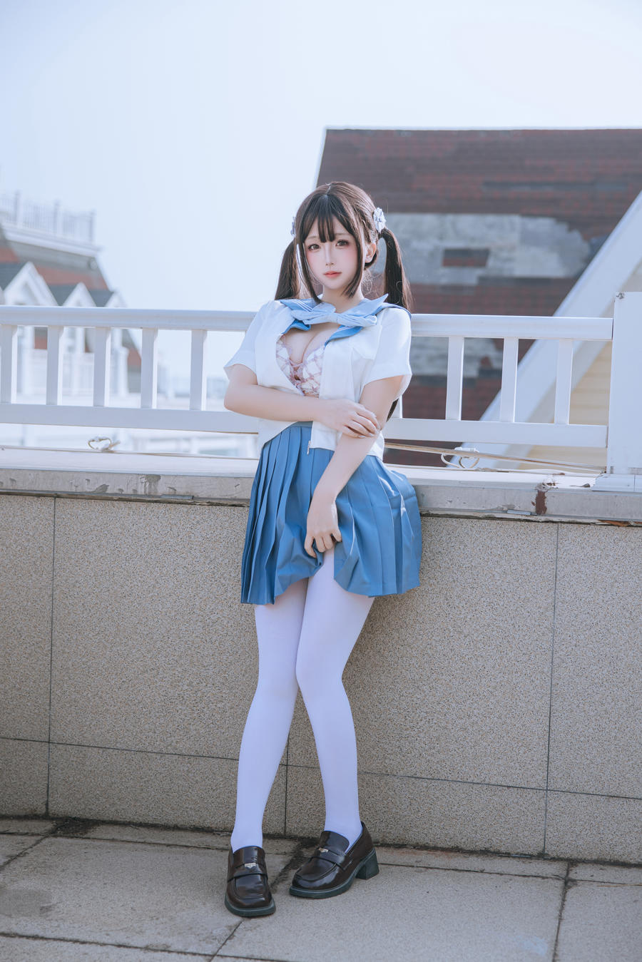 003.jpg