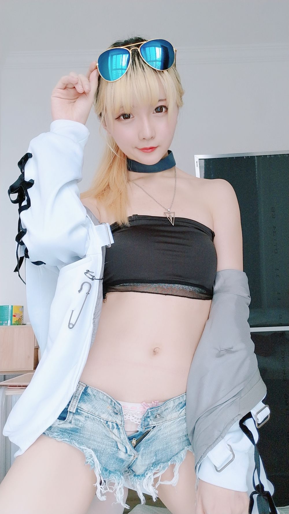 003.jpg