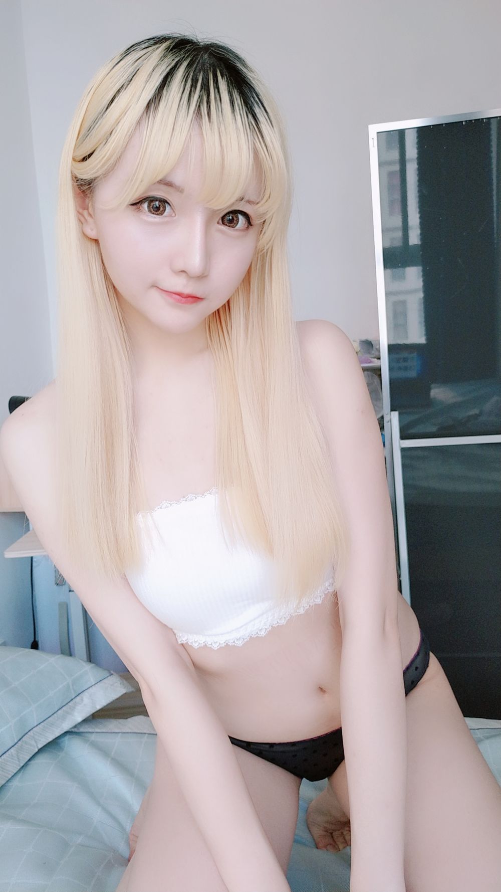 002.jpg