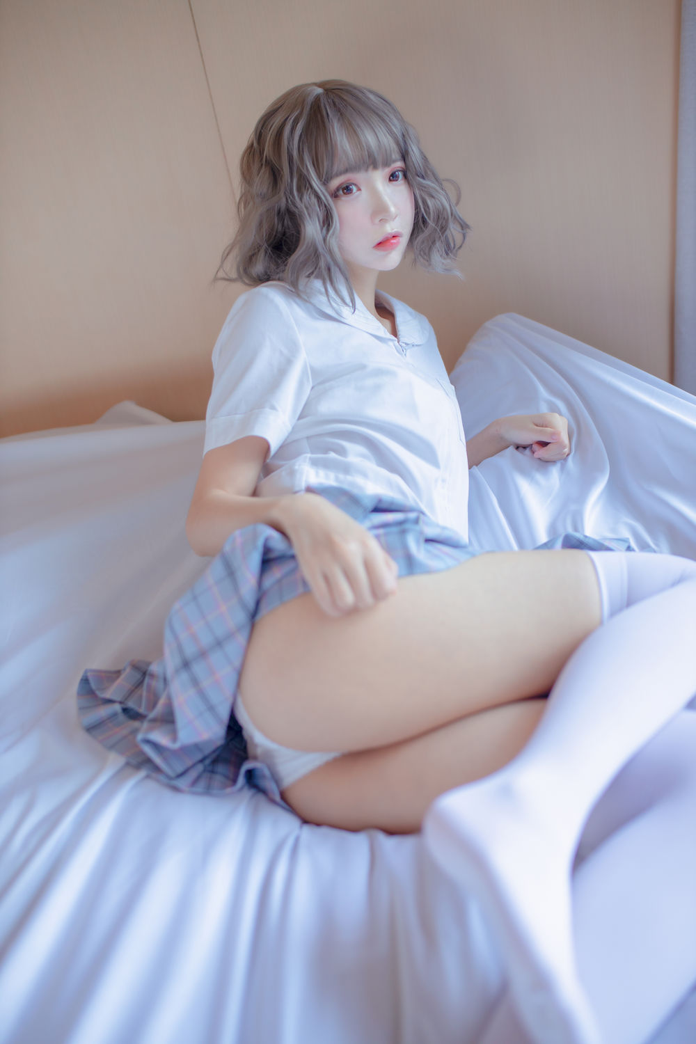001.jpg