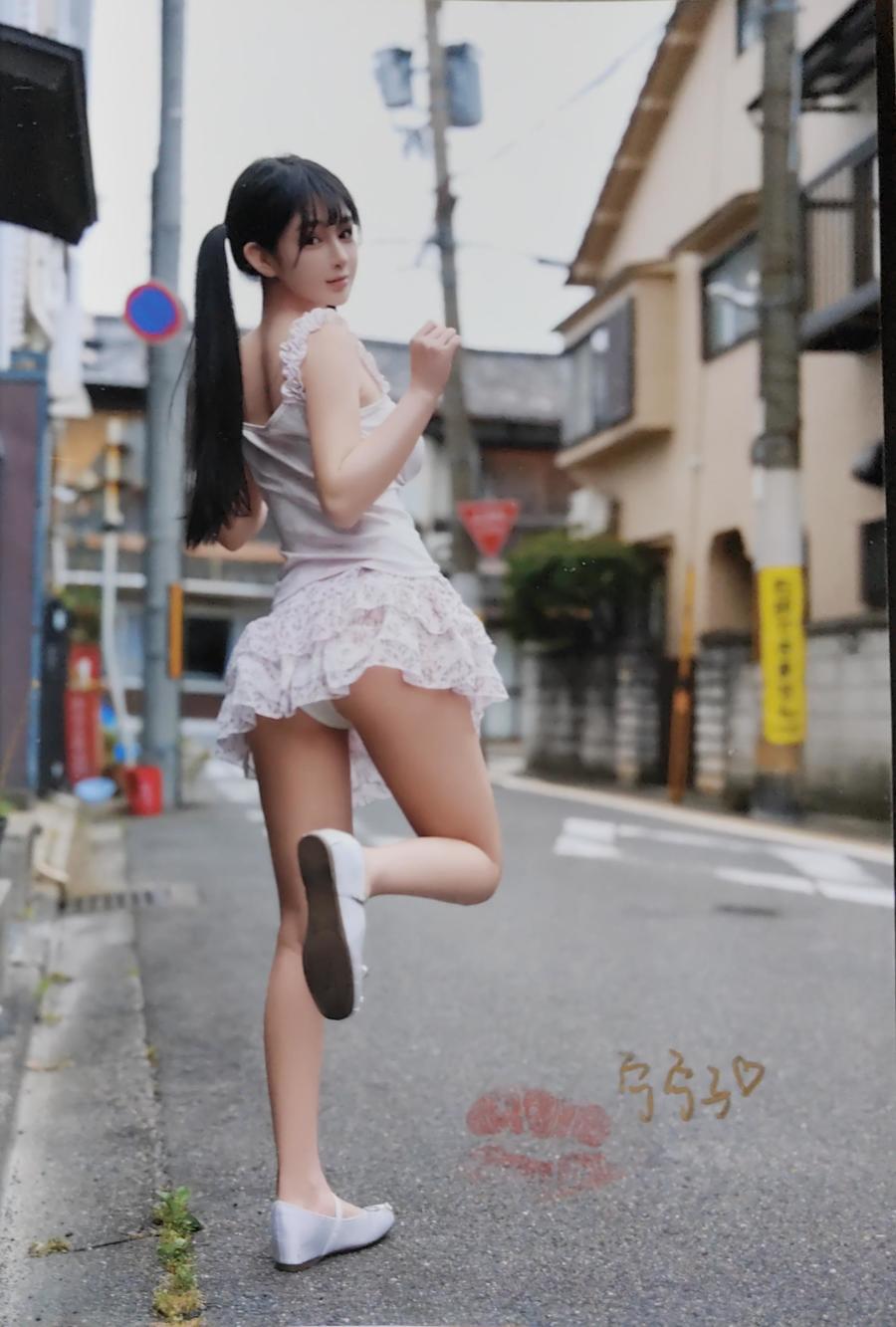 001.jpg