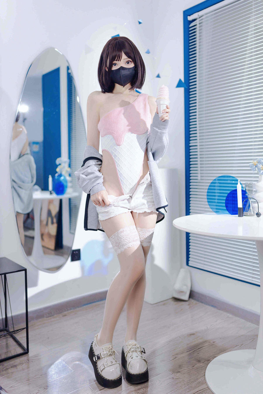 002.jpg
